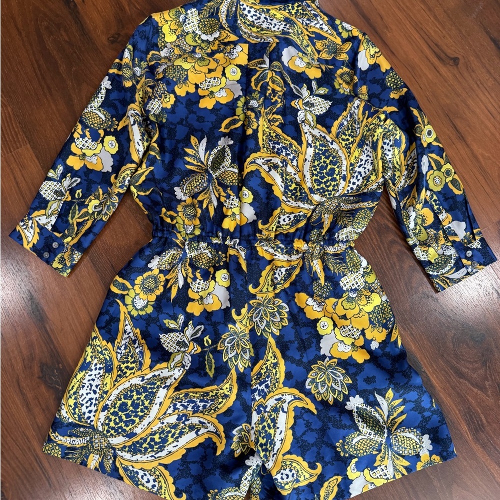 NWOT Banana Republic Limited Heritage Blue Gold Print 100% Silk Romper Sz 0 - Picture 8 of 9